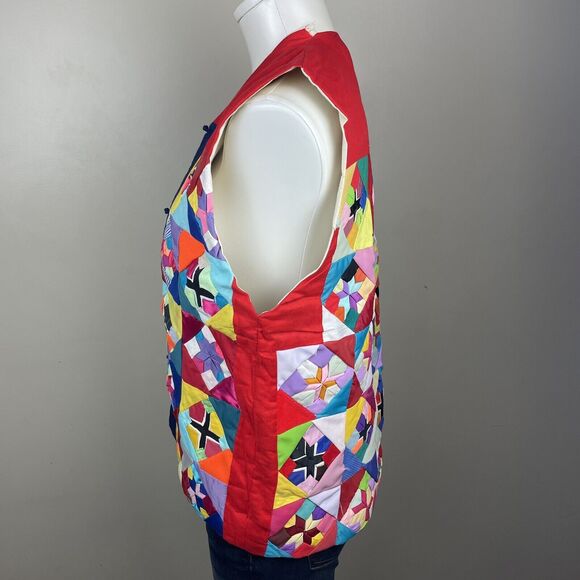 Red Vintage Patchwork Quilted Vest - Picture 3 of 9